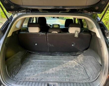 Черный Хендай Туксон, объемом двигателя 2 л и пробегом 89 тыс. км за 12400 $, фото 7 на Automoto.ua