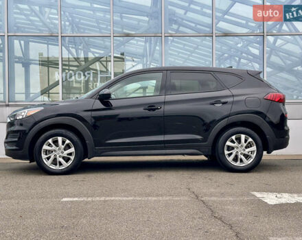 Черный Хендай Туксон, объемом двигателя 2 л и пробегом 48 тыс. км за 20490 $, фото 11 на Automoto.ua