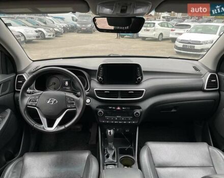 Черный Хендай Туксон, объемом двигателя 2.36 л и пробегом 137 тыс. км за 21990 $, фото 29 на Automoto.ua