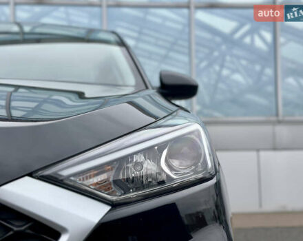 Черный Хендай Туксон, объемом двигателя 2 л и пробегом 47 тыс. км за 20990 $, фото 4 на Automoto.ua