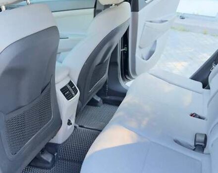 Черный Хендай Туксон, объемом двигателя 2.4 л и пробегом 69 тыс. км за 22000 $, фото 7 на Automoto.ua