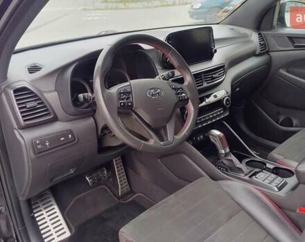 Черный Хендай Туксон, объемом двигателя 1.6 л и пробегом 183 тыс. км за 24300 $, фото 25 на Automoto.ua