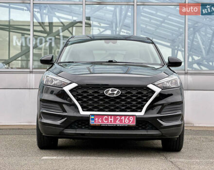 Черный Хендай Туксон, объемом двигателя 2 л и пробегом 47 тыс. км за 20990 $, фото 2 на Automoto.ua