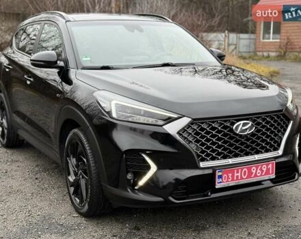 Черный Хендай Туксон, объемом двигателя 2 л и пробегом 98 тыс. км за 25900 $, фото 1 на Automoto.ua