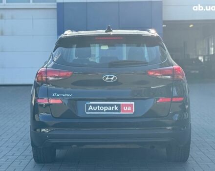 Черный Хендай Туксон, объемом двигателя 2 л и пробегом 54 тыс. км за 24490 $, фото 6 на Automoto.ua