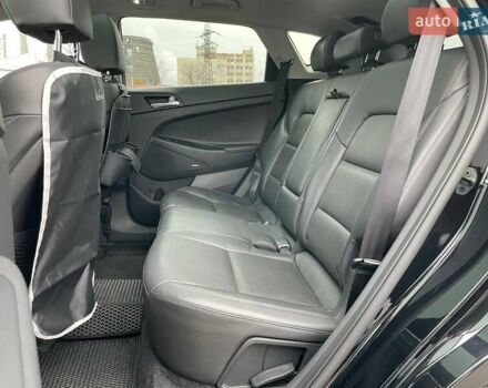 Черный Хендай Туксон, объемом двигателя 2.36 л и пробегом 137 тыс. км за 21990 $, фото 44 на Automoto.ua