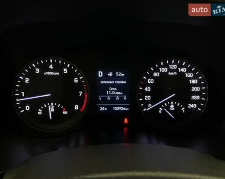 Черный Хендай Туксон, объемом двигателя 2 л и пробегом 100 тыс. км за 22424 $, фото 13 на Automoto.ua
