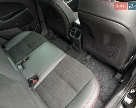 Черный Хендай Туксон, объемом двигателя 2 л и пробегом 98 тыс. км за 25900 $, фото 35 на Automoto.ua