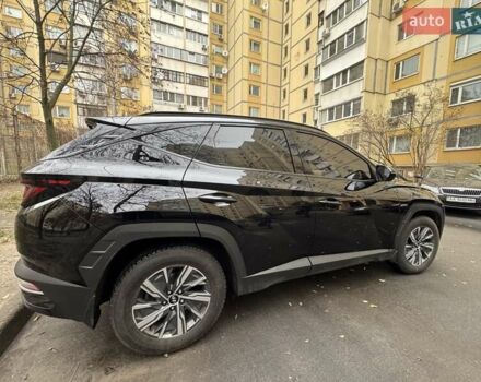 Черный Хендай Туксон, объемом двигателя 2 л и пробегом 131 тыс. км за 23500 $, фото 17 на Automoto.ua
