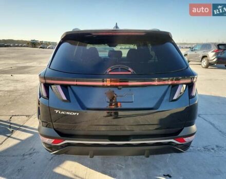 Черный Хендай Туксон, объемом двигателя 2.5 л и пробегом 122 тыс. км за 5700 $, фото 5 на Automoto.ua