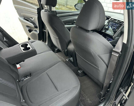 Черный Хендай Туксон, объемом двигателя 1.6 л и пробегом 96 тыс. км за 29900 $, фото 67 на Automoto.ua