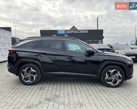Черный Хендай Туксон, объемом двигателя 1.6 л и пробегом 67 тыс. км за 27300 $, фото 3 на Automoto.ua
