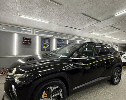 Чорний Хендай Туксон, об'ємом двигуна 1.6 л та пробігом 107 тис. км за 35555 $, фото 3 на Automoto.ua