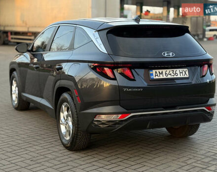 Черный Хендай Туксон, объемом двигателя 2.5 л и пробегом 74 тыс. км за 21500 $, фото 5 на Automoto.ua