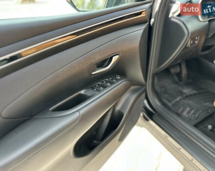 Хендай Туксон 2021 в Хмельницком на Automoto.ua Черный Хендай Туксон, объемом двигателя 1.6 л и пробегом 77 тыс. км за 32999 $, фото 39 на Automoto.ua