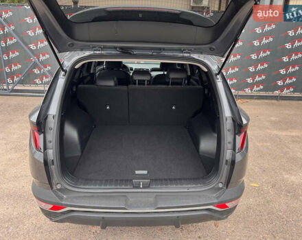 Черный Хендай Туксон, объемом двигателя 2 л и пробегом 107 тыс. км за 28900 $, фото 10 на Automoto.ua