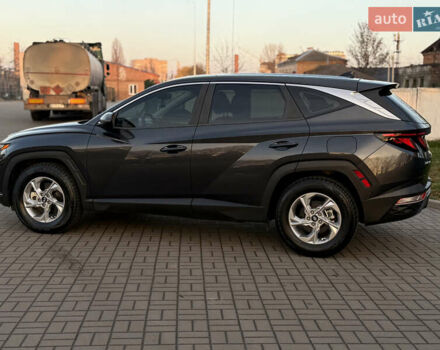 Черный Хендай Туксон, объемом двигателя 2.5 л и пробегом 74 тыс. км за 21500 $, фото 4 на Automoto.ua