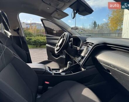 Черный Хендай Туксон, объемом двигателя 2 л и пробегом 126 тыс. км за 24000 $, фото 13 на Automoto.ua