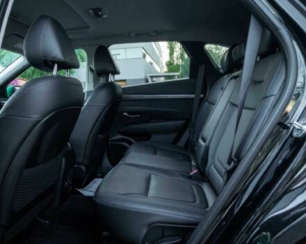 Чорний Хендай Туксон, об'ємом двигуна 2.5 л та пробігом 16 тис. км за 19000 $, фото 10 на Automoto.ua