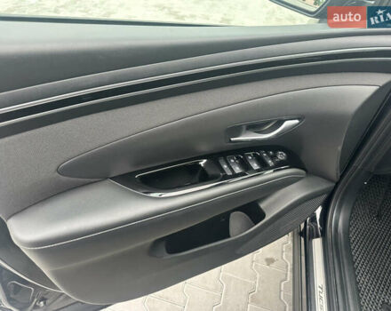 Черный Хендай Туксон, объемом двигателя 1.6 л и пробегом 105 тыс. км за 24500 $, фото 15 на Automoto.ua