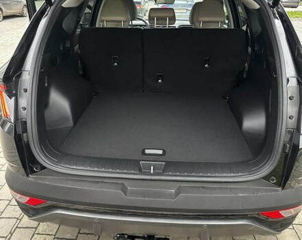 Черный Хендай Туксон, объемом двигателя 1.6 л и пробегом 43 тыс. км за 29950 $, фото 15 на Automoto.ua