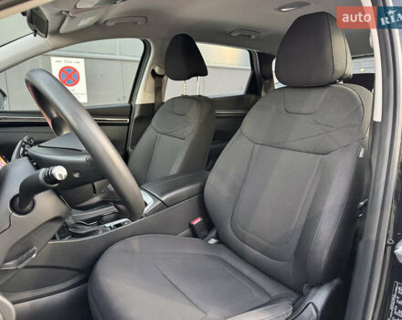 Черный Хендай Туксон, объемом двигателя 2.5 л и пробегом 48 тыс. км за 24000 $, фото 26 на Automoto.ua