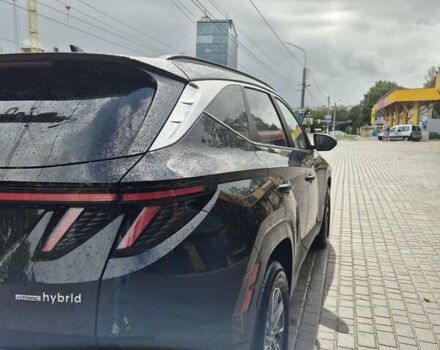 Черный Хендай Туксон, объемом двигателя 1.6 л и пробегом 88 тыс. км за 28500 $, фото 2 на Automoto.ua