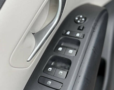 Черный Хендай Туксон, объемом двигателя 1.6 л и пробегом 40 тыс. км за 36000 $, фото 7 на Automoto.ua