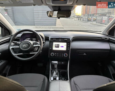 Черный Хендай Туксон, объемом двигателя 2.5 л и пробегом 48 тыс. км за 24000 $, фото 18 на Automoto.ua