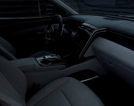 Черный Хендай Туксон, объемом двигателя 1.6 л и пробегом 37 тыс. км за 40000 $, фото 5 на Automoto.ua