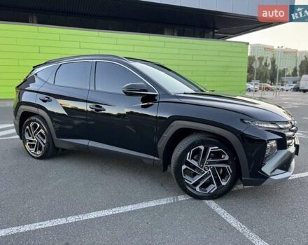 Черный Хендай Туксон, объемом двигателя 2 л и пробегом 55 тыс. км за 33900 $, фото 9 на Automoto.ua