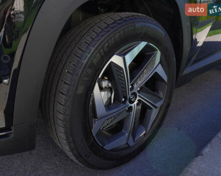Черный Хендай Туксон, объемом двигателя 1.6 л и пробегом 13 тыс. км за 35300 $, фото 5 на Automoto.ua