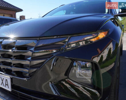 Черный Хендай Туксон, объемом двигателя 1.6 л и пробегом 13 тыс. км за 35300 $, фото 6 на Automoto.ua