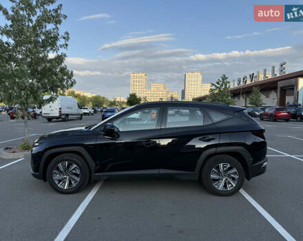 Чорний Хендай Туксон, об'ємом двигуна 2 л та пробігом 20 тис. км за 26500 $, фото 2 на Automoto.ua