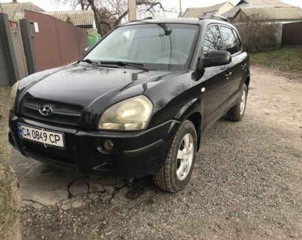 Чорний Хендай Туксон, об'ємом двигуна 2 л та пробігом 270 тис. км за 5850 $, фото 1 на Automoto.ua