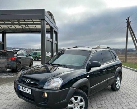 Чорний Хендай Туксон, об'ємом двигуна 2 л та пробігом 180 тис. км за 6450 $, фото 1 на Automoto.ua