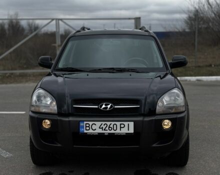 Черный Хендай Туксон, объемом двигателя 2 л и пробегом 227 тыс. км за 7000 $, фото 1 на Automoto.ua