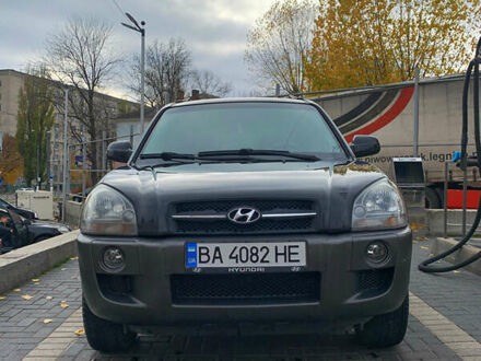 Хендай Туксон 2005 в Кропивницком (Кировограде) на Automoto.ua Черный Хендай Туксон, объемом двигателя 2 л и пробегом 219 тыс. км за 8400 $, фото 1 на Automoto.ua