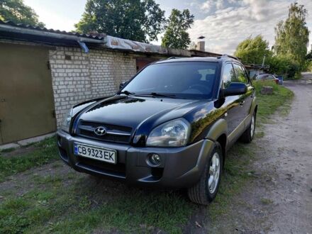 Хендай Туксон 2005 в Шостке на Automoto.ua Черный Хендай Туксон, объемом двигателя 2 л и пробегом 238 тыс. км за 8200 $, фото 1 на Automoto.ua