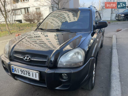 Хендай Туксон 2005 в Киеве на Automoto.ua Черный Хендай Туксон, объемом двигателя 1.99 л и пробегом 217 тыс. км за 6400 $, фото 1 на Automoto.ua