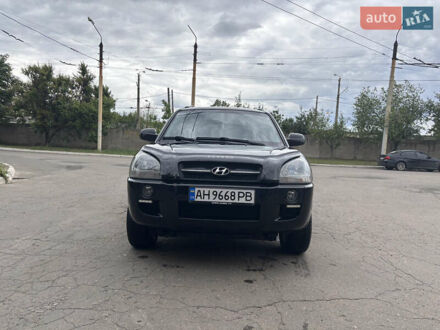 Хендай Туксон 2005 в Краматорске на Automoto.ua Черный Хендай Туксон, объемом двигателя 1.98 л и пробегом 215 тыс. км за 8600 $, фото 1 на Automoto.ua