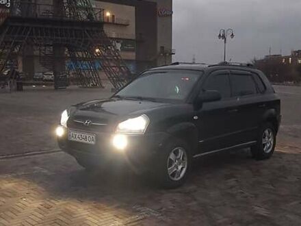 Чорний Хендай Туксон, об'ємом двигуна 1.98 л та пробігом 273 тис. км за 7900 $, фото 1 на Automoto.ua