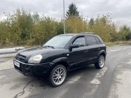 Хендай Туксон 2005 в Староконстантинов на Automoto.ua Черный Хендай Туксон, объемом двигателя 2 л и пробегом 230 тыс. км за 7500 $, фото 1 на Automoto.ua