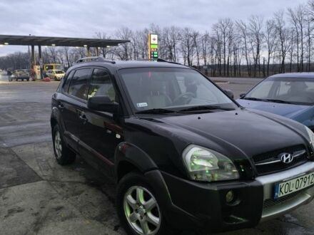 Чорний Хендай Туксон, об'ємом двигуна 2 л та пробігом 350 тис. км за 4500 $, фото 1 на Automoto.ua