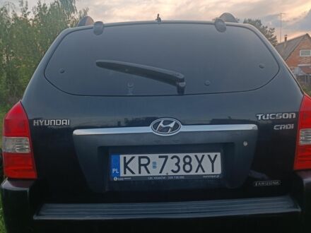Хендай Туксон 2006 у Сумах на Automoto.ua Чорний Хендай Туксон, об'ємом двигуна 2 л та пробігом 250 тис. км за 2100 $, фото 1 на Automoto.ua