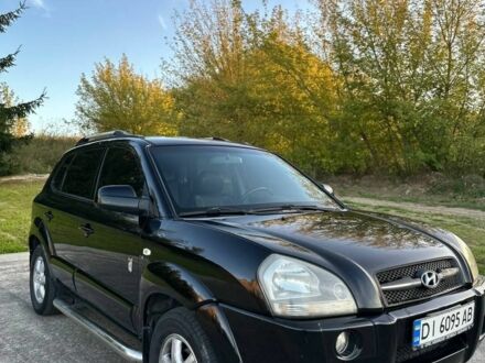 Хендай Туксон 2006 у Рівному на Automoto.ua Чорний Хендай Туксон, об'ємом двигуна 2 л та пробігом 235 тис. км за 6700 $, фото 1 на Automoto.ua