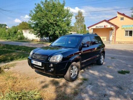 Чорний Хендай Туксон, об'ємом двигуна 2 л та пробігом 180 тис. км за 7600 $, фото 1 на Automoto.ua