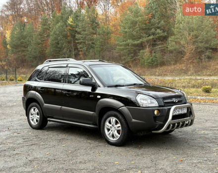 Хендай Туксон 2006 в Тернополе на Automoto.ua Черный Хендай Туксон, объемом двигателя 1.99 л и пробегом 240 тыс. км за 7600 $, фото 1 на Automoto.ua