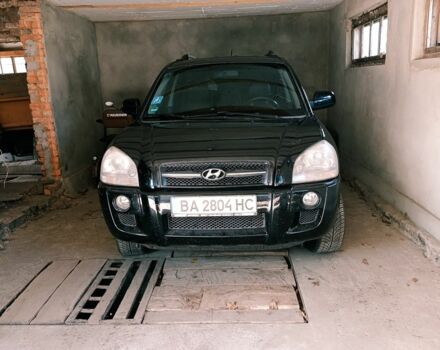 Чорний Хендай Туксон, об'ємом двигуна 2 л та пробігом 256 тис. км за 10100 $, фото 1 на Automoto.ua
