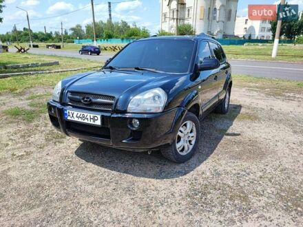 Хендай Туксон 2006 у Харкові на Automoto.ua Чорний Хендай Туксон, об'ємом двигуна 1.98 л та пробігом 140 тис. км за 7700 $, фото 1 на Automoto.ua